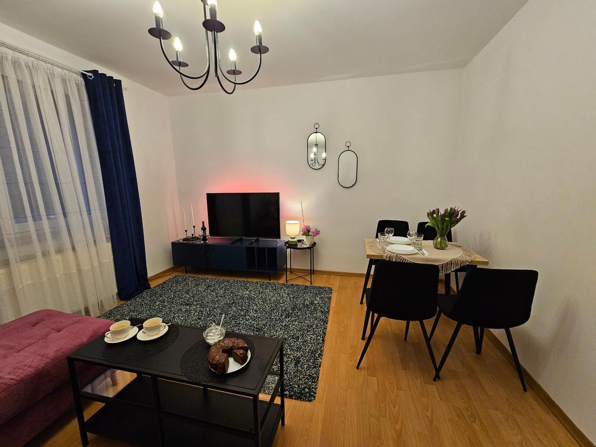 Mieszkanie Czestochowska 9 Apartment *